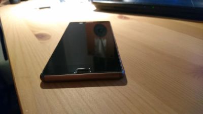 Лот: 9703743. Фото: 1. Sony Z3. Цвет медный, модель D6603. Смартфоны