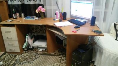 Лот: 8257273. Фото: 1. Компьютерный письменный стол. Компьютерные и письменные столы