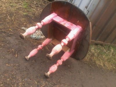 Лот: 9615124. Фото: 1. круглый деревянный стол с четырьмя... Мебель