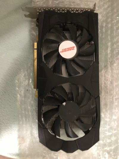 Лот: 19417984. Фото: 1. Видеокарта RX580 8гигов. Видеокарты
