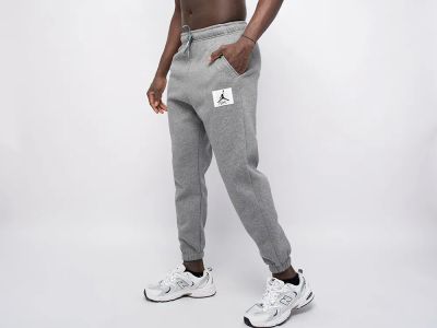 Лот: 24978422. Фото: 1. Брюки спортивные Jordan. Брюки, джинсы, шорты