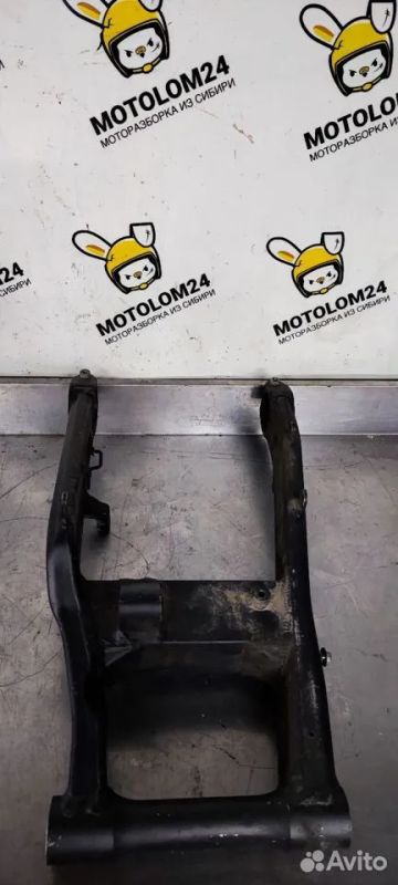 Лот: 22463396. Фото: 1. Задний маятник kawasaki z1000... Запчасти
