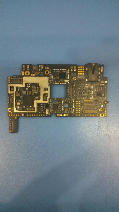 Лот: 10796381. Фото: 1. плата Lenovo VIBE P1 не вкл. Микросхемы и платы