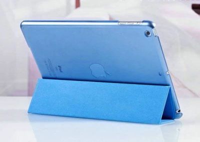 Лот: 4834798. Фото: 1. Чехол синий ультратонкий iPad... Чехлы, бамперы