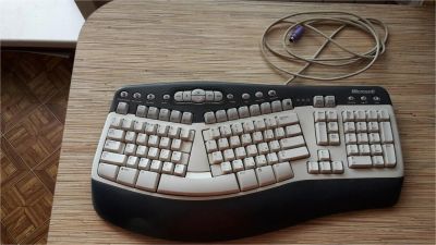 Лот: 9945404. Фото: 1. Клавиатура PS/2 Microsoft Natural... Клавиатуры и мыши