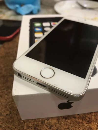 Лот: 9557822. Фото: 1. iPhone 5s продам. Смартфоны