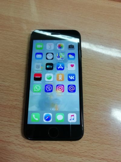 Лот: 14064056. Фото: 1. iPhone 7 128Gb A1778. Смартфоны
