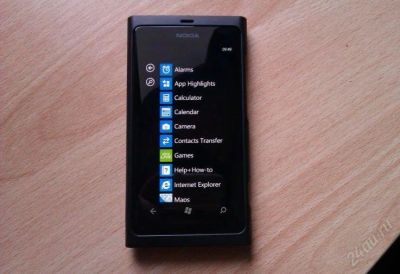 Лот: 2410859. Фото: 1. Nokia Lumia 800 (чёрный). Смартфоны
