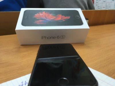 Лот: 10990586. Фото: 1. iPhone 6s в идеальнейшем состоянии... Смартфоны