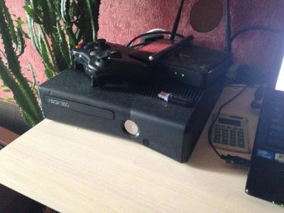 Лот: 4479457. Фото: 1. xbox 360 slim freeboot 500gb. Игровые приставки, консоли