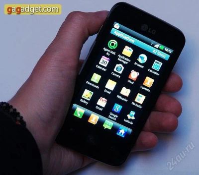 Лот: 2261835. Фото: 1. *Обменяю *продам LG Optimus Hub... Смартфоны