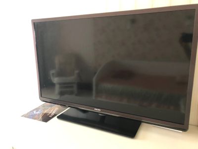 Лот: 13078993. Фото: 1. телевизор Philips 40PFL5527T60. Телевизоры