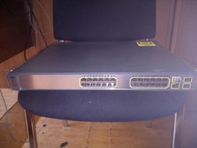 Лот: 7627822. Фото: 1. Cisco WS-C3750G-24TS-S1U. Коммутаторы