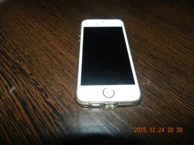 Лот: 6664498. Фото: 1. iPhone 5s16gb Gold. Смартфоны