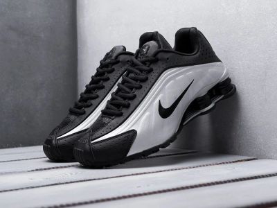 Лот: 17237302. Фото: 1. Кроссовки Nike Shox R4 (14257... Кеды, кроссовки, слипоны