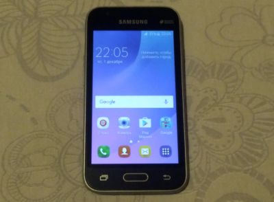 Лот: 19674506. Фото: 1. Смартфон Samsung Galaxy J1 Mini. Смартфоны