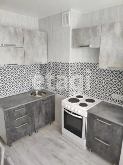 Лот: 22985415. Фото: 1. Сдам 1-комн. кв. 46 кв.м. Красноярск... Квартиры, студии