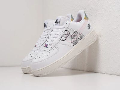 Лот: 18945843. Фото: 1. Кроссовки Nike Air Force 1 Low. Кеды, кроссовки, слипоны