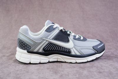 Лот: 21371102. Фото: 1. Кроссовки мужские Nike р-р с 41-46. Кеды, кроссовки, слипоны