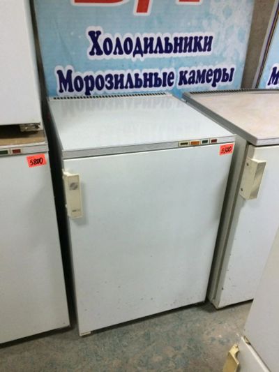 Лот: 9805148. Фото: 1. Морозтлка б у до2000 года на гарантии... Холодильники, морозильные камеры