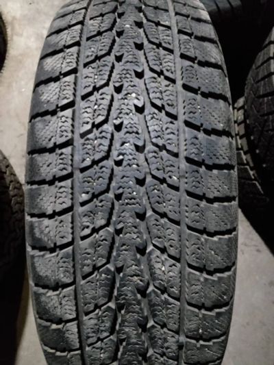 Лот: 25634405. Фото: 1. Toyo Tramparh S1 225/65 r17. Шины