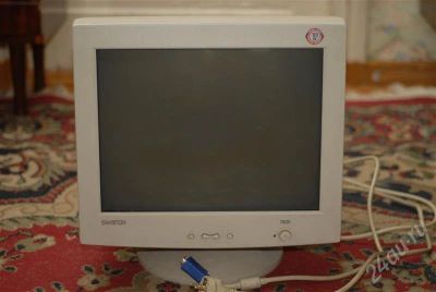 Лот: 543956. Фото: 1. Монитор 17" Samtron 76DF. ЭЛТ-мониторы
