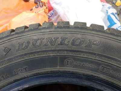 Лот: 12236235. Фото: 1. Шины, покрышки, резина Dunlop... Шины