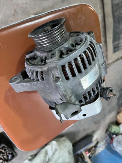 Лот: 24559485. Фото: 1. Генератор Toyota. Электрооборудование