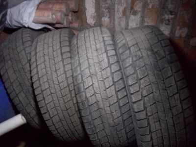 Лот: 3355436. Фото: 1. goodyear 195\65\r15. Шины