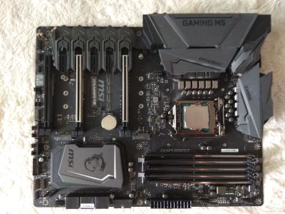 Лот: 17467391. Фото: 1. Процессор i7-8700K и материнку... Комплекты запчастей