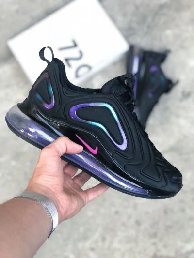 Лот: 12656374. Фото: 1. Кроссовки Nike Air Max 720. Кеды, кроссовки, слипоны