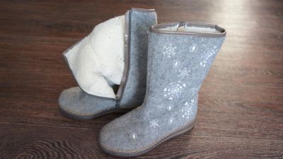 Лот: 6574386. Фото: 1. валенки. Валенки, угги, унты