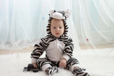 Лот: 3329743. Фото: 1. Костюм зебры на Новый год, праздник... Детские карнавальные, праздничные костюмы