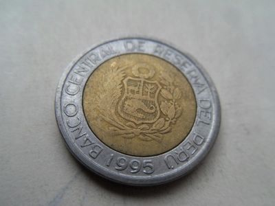 Лот: 10215045. Фото: 1. Перу 2 новых соля 1995. Америка