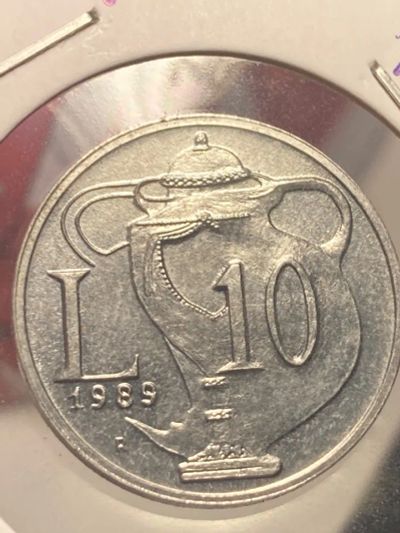Лот: 19829710. Фото: 1. Сан-Марино 10 лир, 1989 Шестнадцать... Европа