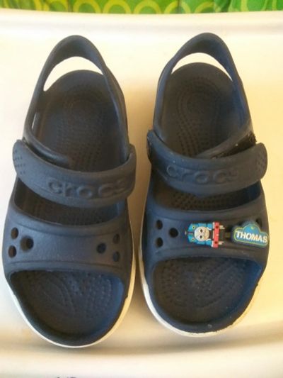 Лот: 12885563. Фото: 1. Сандали Crocs. Сандалии