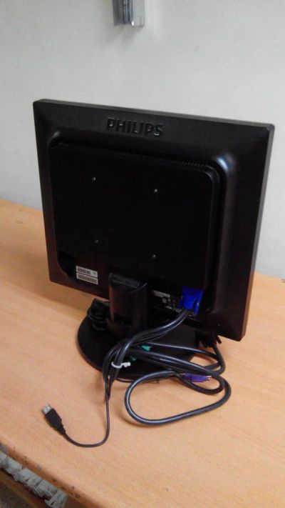 Лот: 4646917. Фото: 1. Монитор 17" ЖК монитор philips... ЖК-мониторы