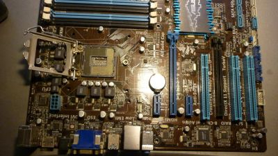 Лот: 10595866. Фото: 1. Asus P8H77-V LE Неисправна. Материнские платы