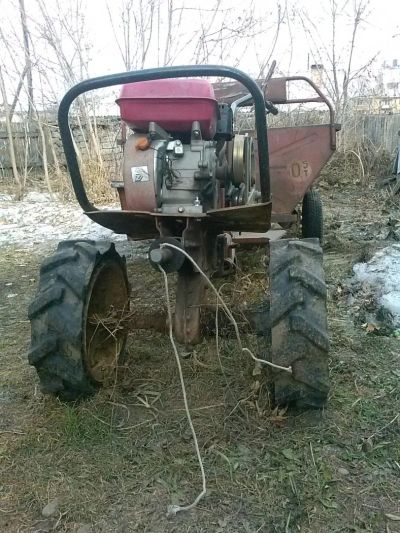 Лот: 9415062. Фото: 1. Продам мотоблок "Луч" с тележкой. Бензо-, мотоинструмент