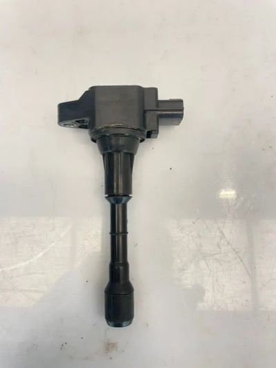 Лот: 25026190. Фото: 1. катушка зажигания Nissan Qashqai... Двигатель и элементы двигателя