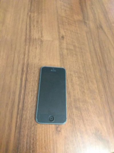 Лот: 10354933. Фото: 1. Apple iPhone 5 16gb grey. Смартфоны