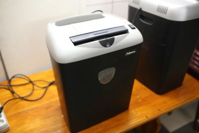 Лот: 10356079. Фото: 1. Шредер Fellowes PS-65C. Другое (канцелярские и офисные товары)
