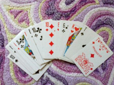 Лот: 3256739. Фото: 1. Колода карт с рубля!. Настольные игры, карты