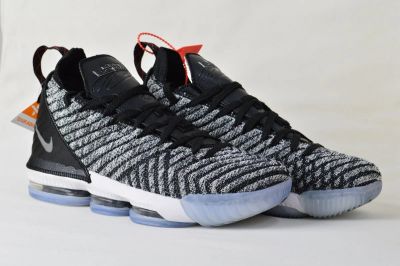 Лот: 16862071. Фото: 1. Кроссовки мужские Nike Lebron... Кеды, кроссовки, слипоны