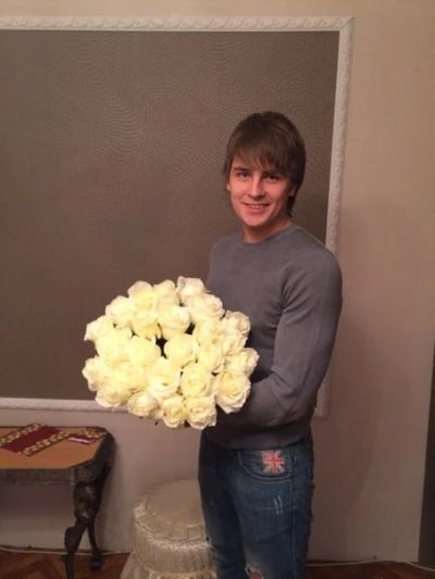 Лот: 4075140. Фото: 1. Букет из 25 белых роз! Сорт Proud... Другое (цветы, букеты)