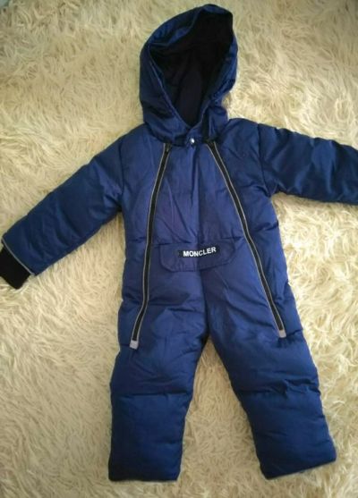 Лот: 14616930. Фото: 1. Комбинезон зимний Moncler. Костюмы, пиджаки, комбинезоны