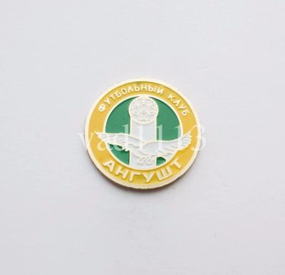Лот: 11841041. Фото: 1. Футбол значок ФК Ангуш Назрань... Сувенирные