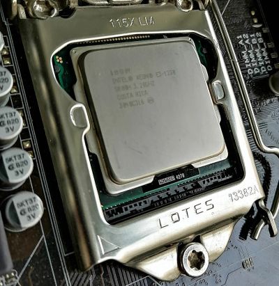 Лот: 16770531. Фото: 1. Мощный и Холодный: Intel Xeon... Процессоры