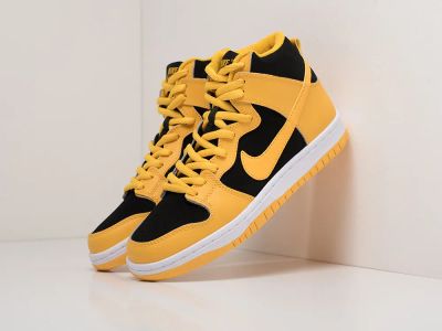 Лот: 17120257. Фото: 1. Кроссовки Nike SB Dunk High. Кеды, кроссовки, слипоны