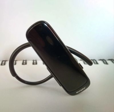Лот: 17437756. Фото: 1. Bluetooth - гарнитура Jabra Talk... Красноярск